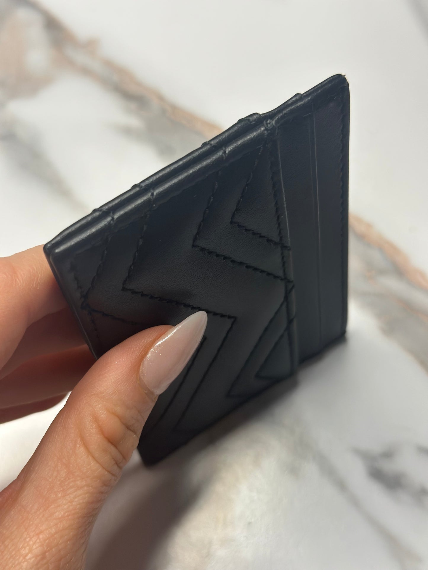 Pre-owned Gucci GG Marmont Black matelasse leather cardholder