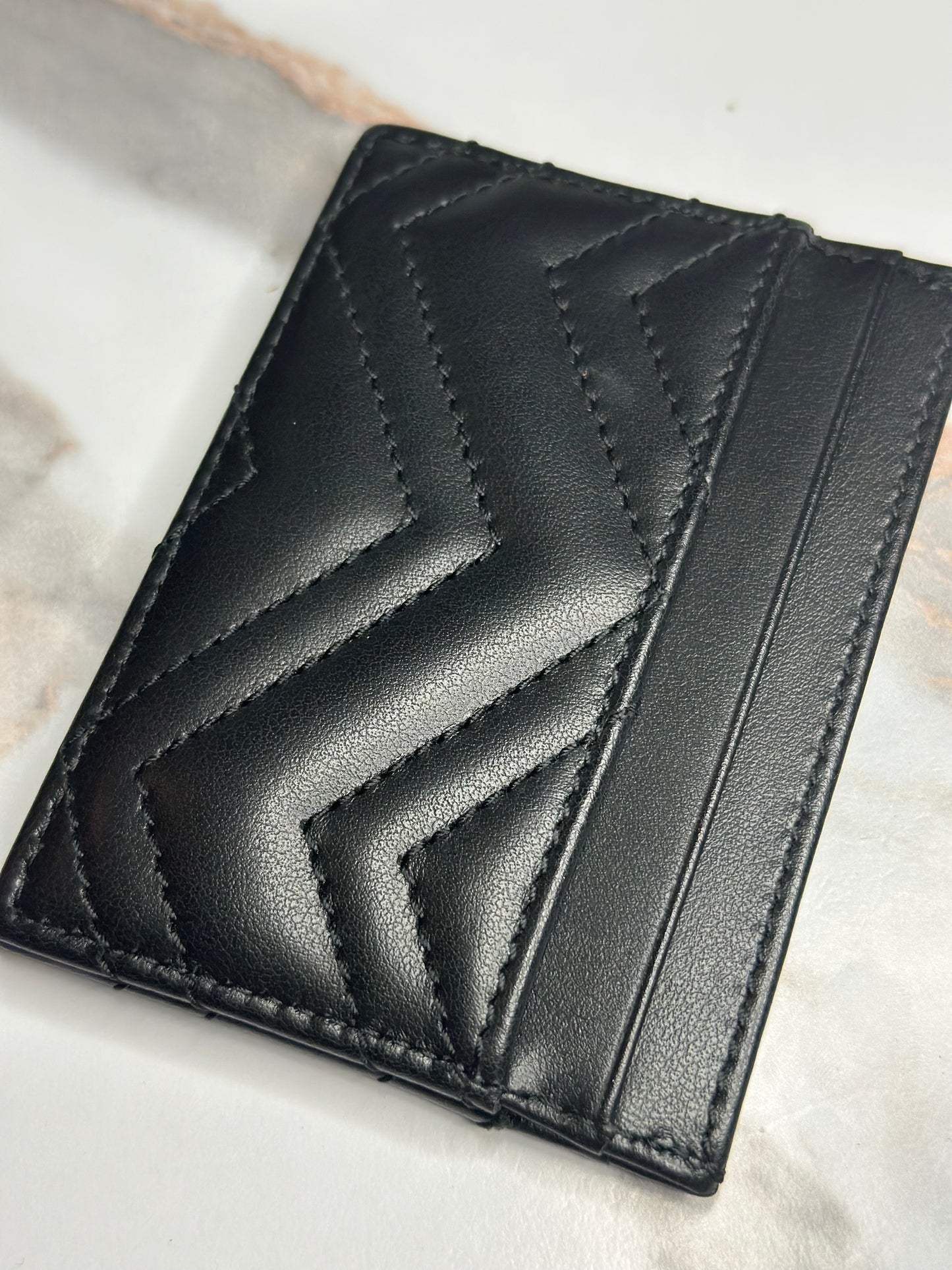 Pre-owned Gucci GG Marmont black leather card holder