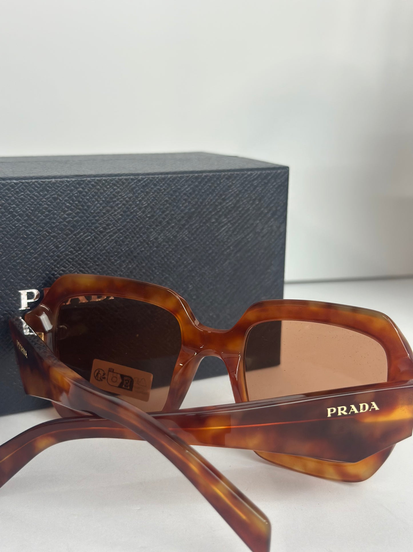 #31 Pre-owned Prada Women's Light Tortoise Sunglasses