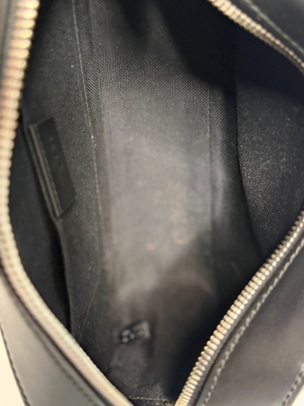 Pre-owned Gucci GG supreme canvas camera bag