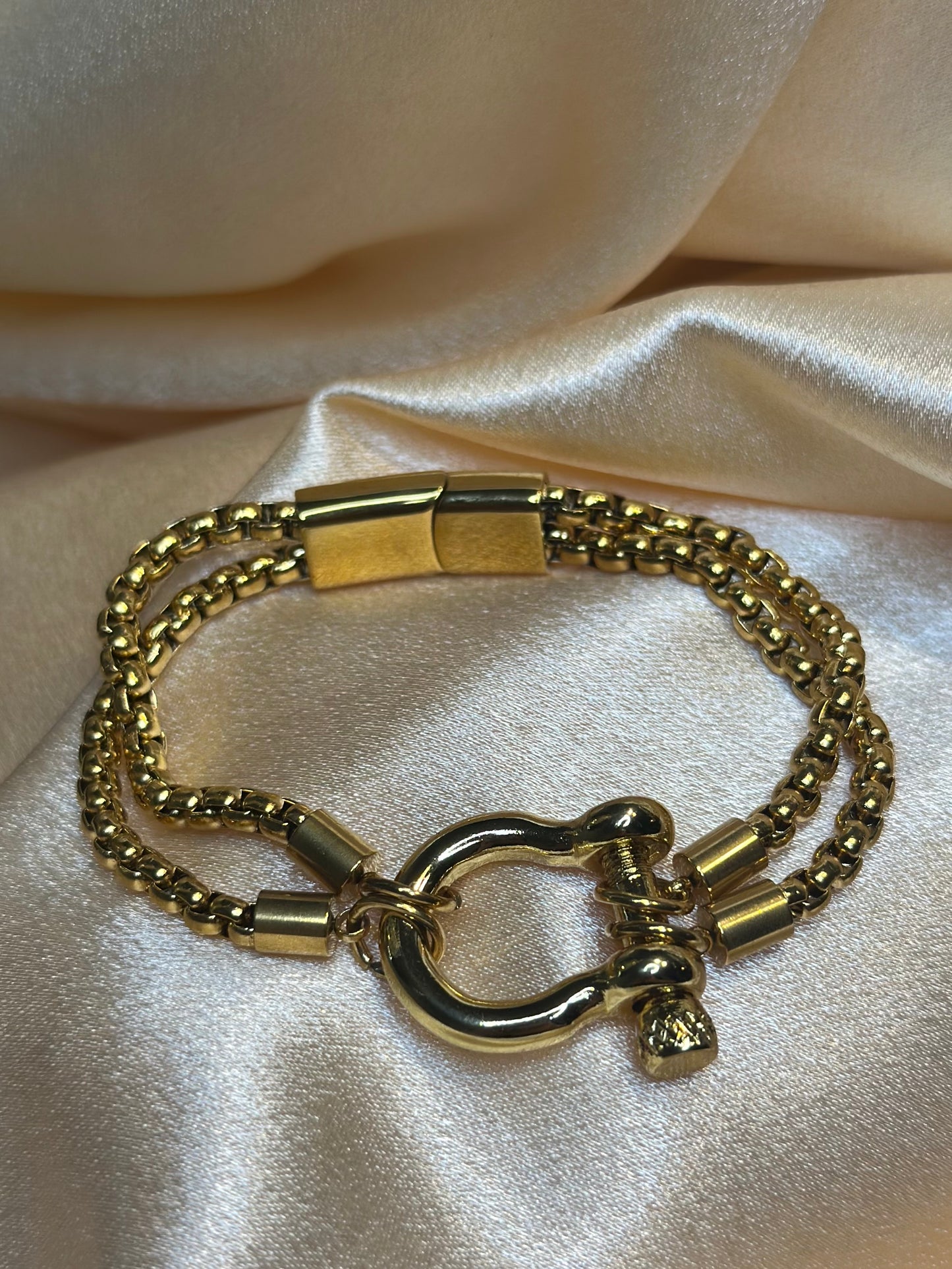 Clarkson Gold Chainlink Bracelet