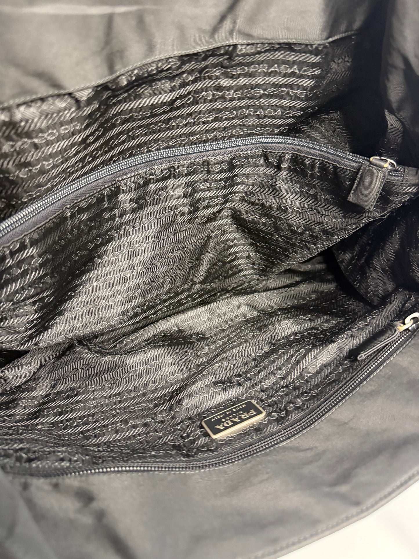Pre-owned Prada black nylon shoulder tote