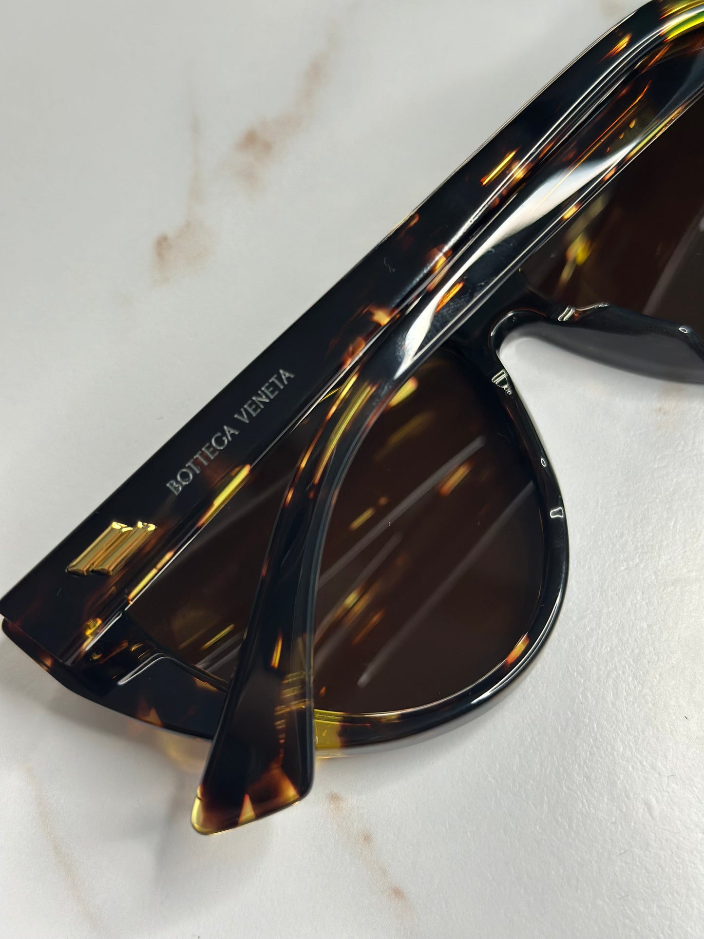 Pre-owned Bottega Veneta dark Havana and gold sunglasses
