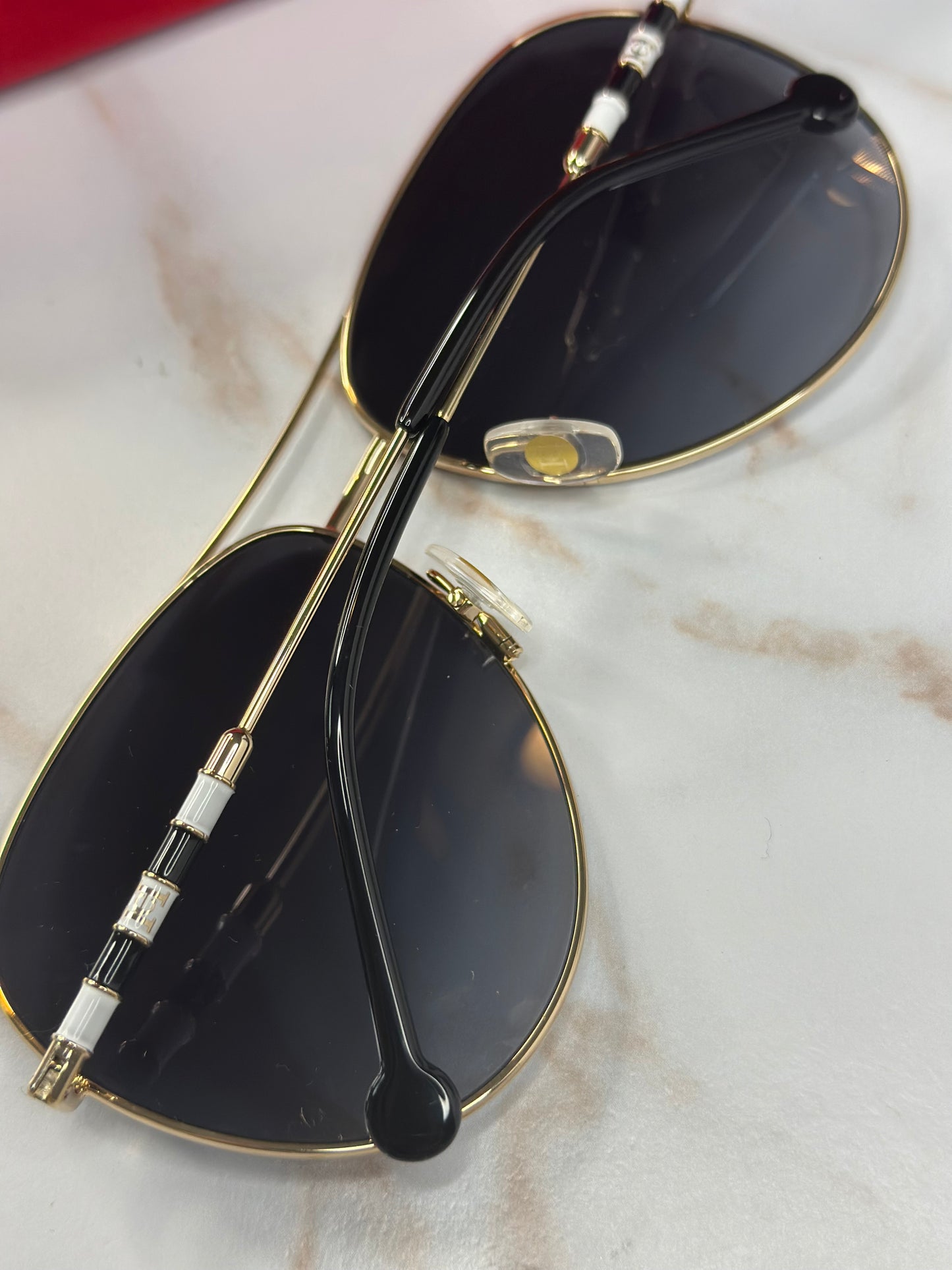 Pre-owned Carolina Herrera aviator sunglasses
