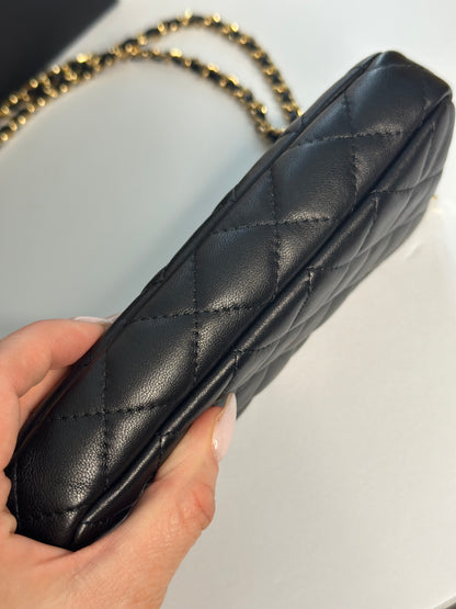 Pre-owned Chanel Quilted lambskin Egyptian amulet crossbody