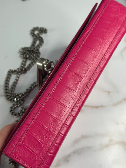 Pre-owned Saint Laurent Kate tassel crossbody bag in fuchsia croc-embossed leather