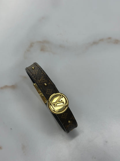 Pre-owned Louis Vuitton LV Circle monogram canvas Reversible Bracelet
