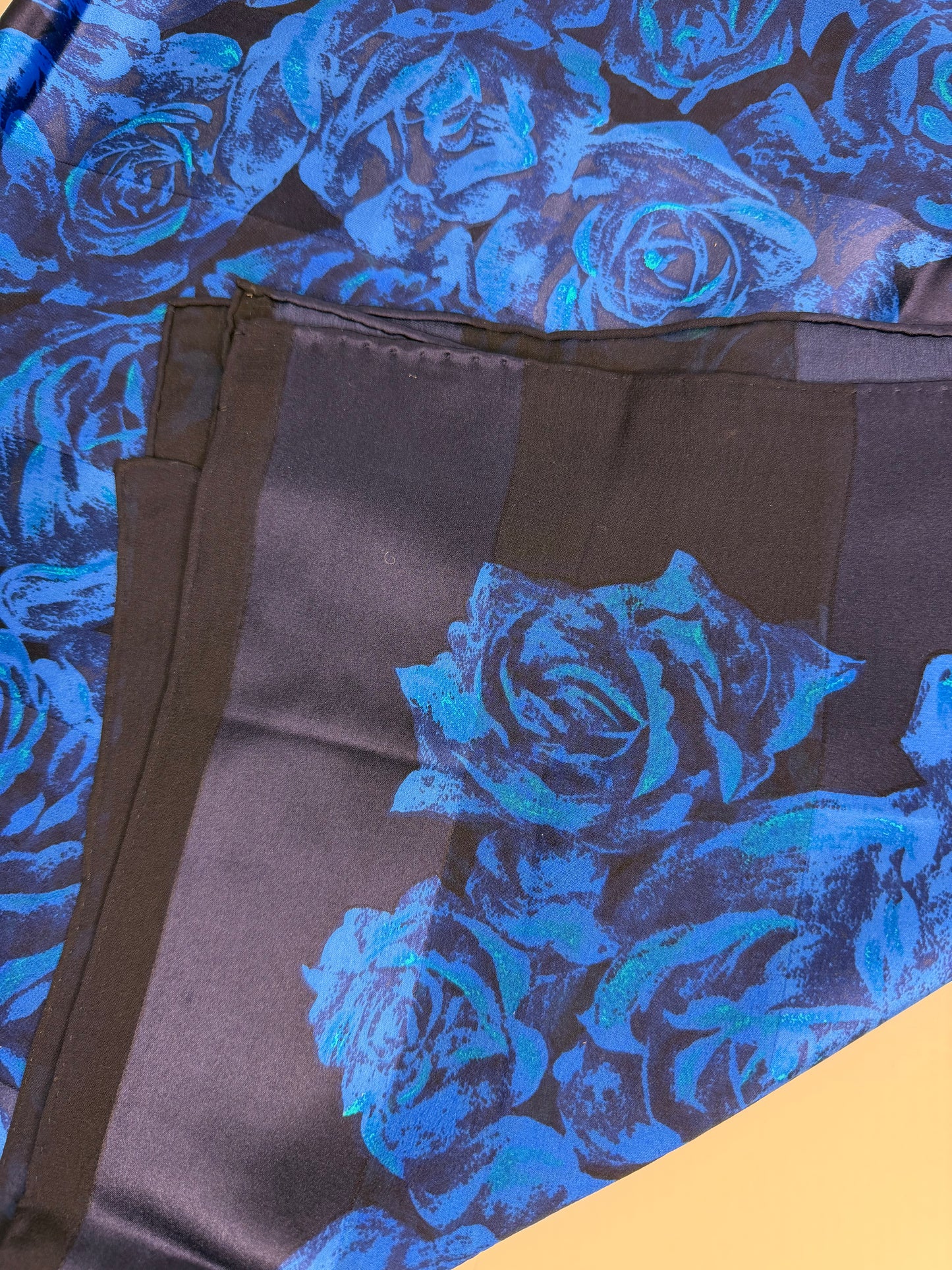 Pre-owned Yves Saint Laurent Silk Scarf
