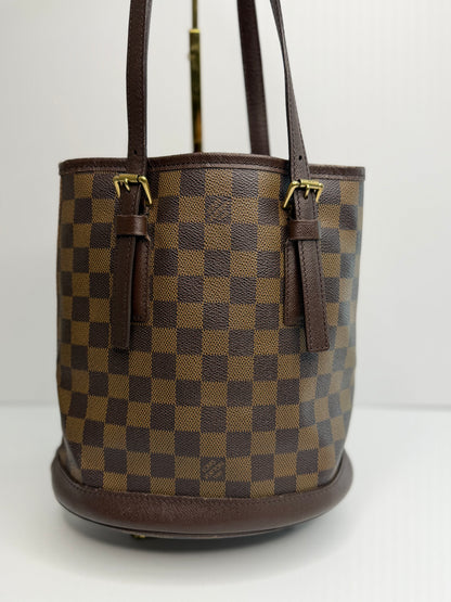 Pre-owned Louis Vuitton Damier ebene marais bucket bag