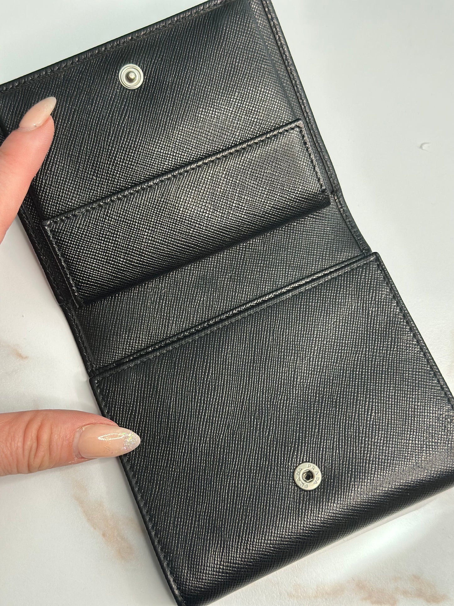 Pre-owned Prada black Saffiano leather bifold wallet