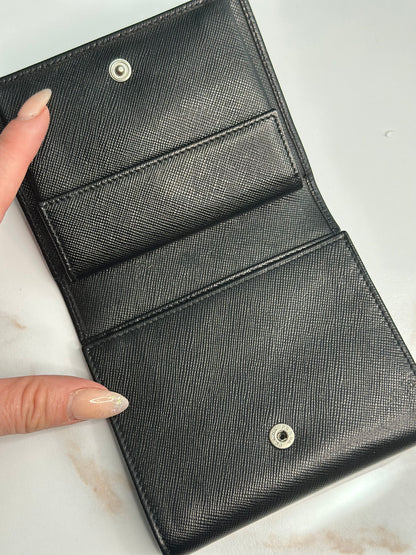 Pre-owned Prada black Saffiano leather bifold wallet
