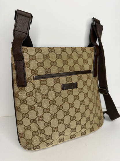 Pre-owned Gucci GG Canvas crossbody messenger