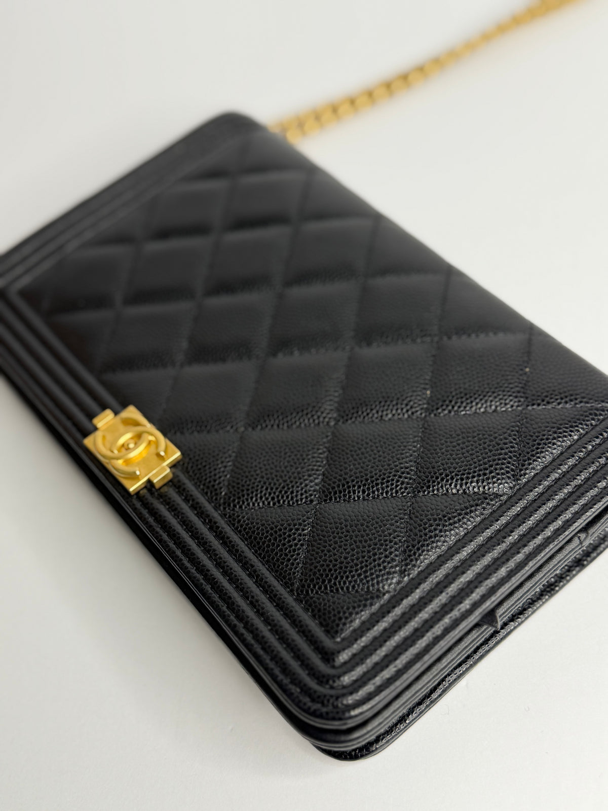 Pre-owned Chanel Le Boy quilted caviar leather wallet on chain