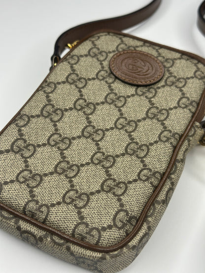 Pre-owned Gucci GG Supreme Interlocking G phone crossbody bag
