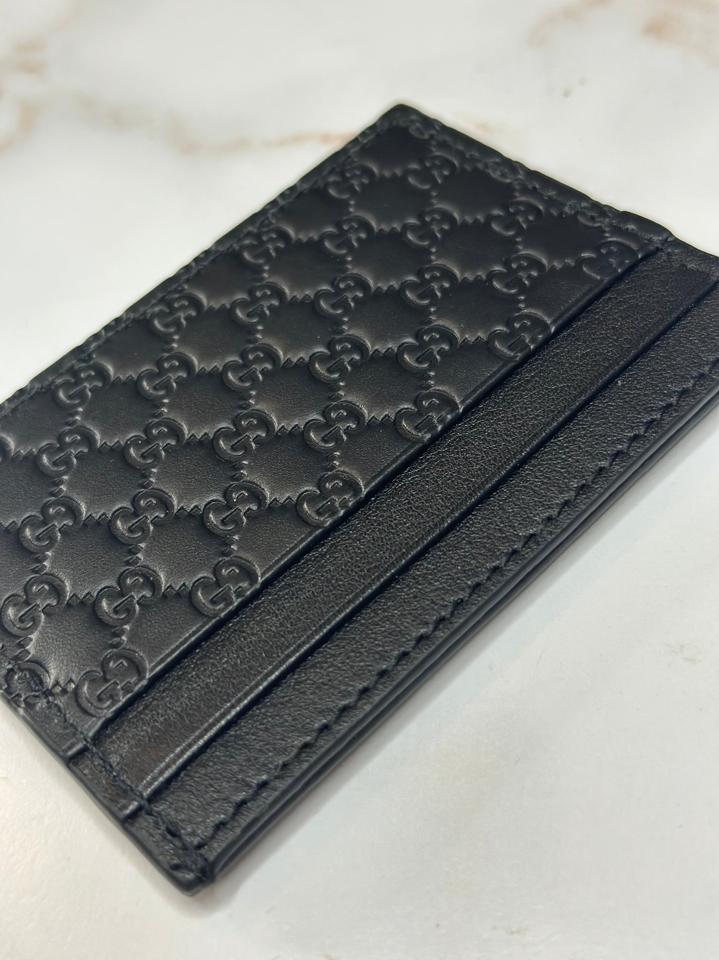 Pre-owned Gucci GG Microguccisima black leather card holder