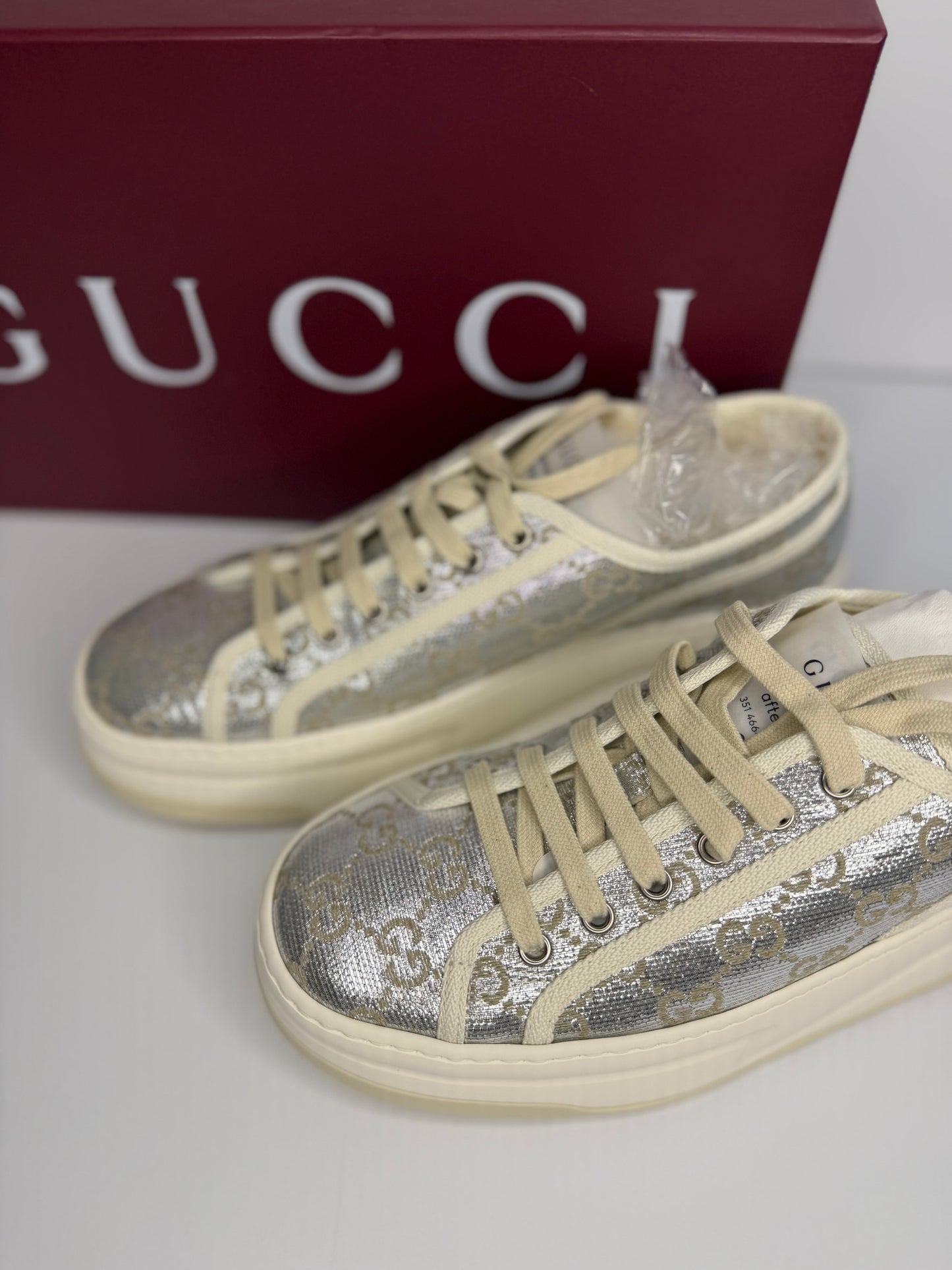 Pre-owned Gucci Women’s platform sneakers NWT size 10
