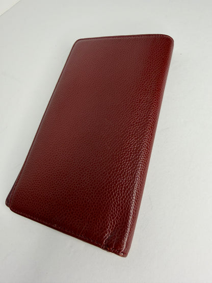 Pre-owned Chanel burgundy caviar leather  Timeless CC L Yen Wallet
