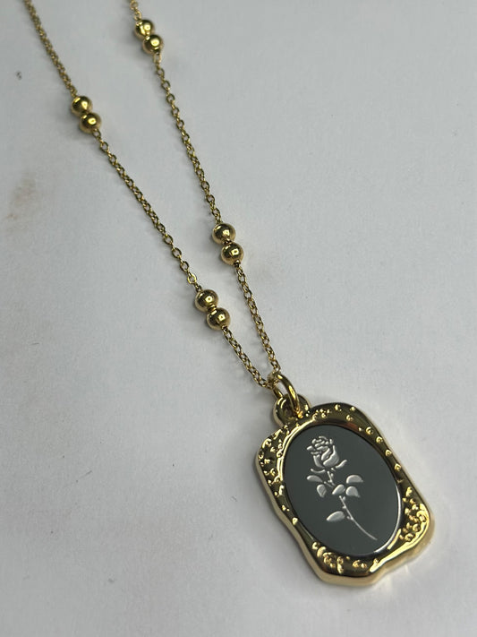 Rose two tone necklace