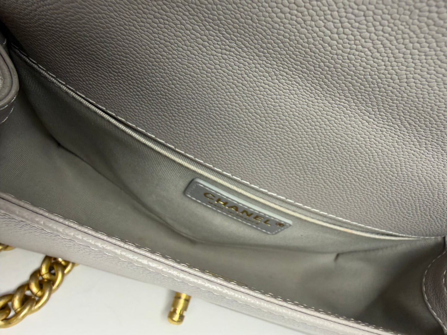 Pre-owned Chanel oy Flap Bag Quilted Caviar with Whipstitch Chain