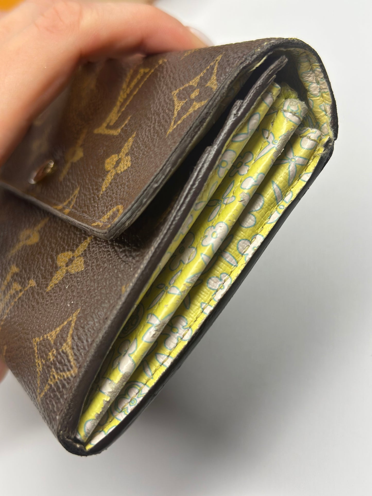 Pre-owned Louis Vuitton monogram canvas Limited, edition Sara wallet
