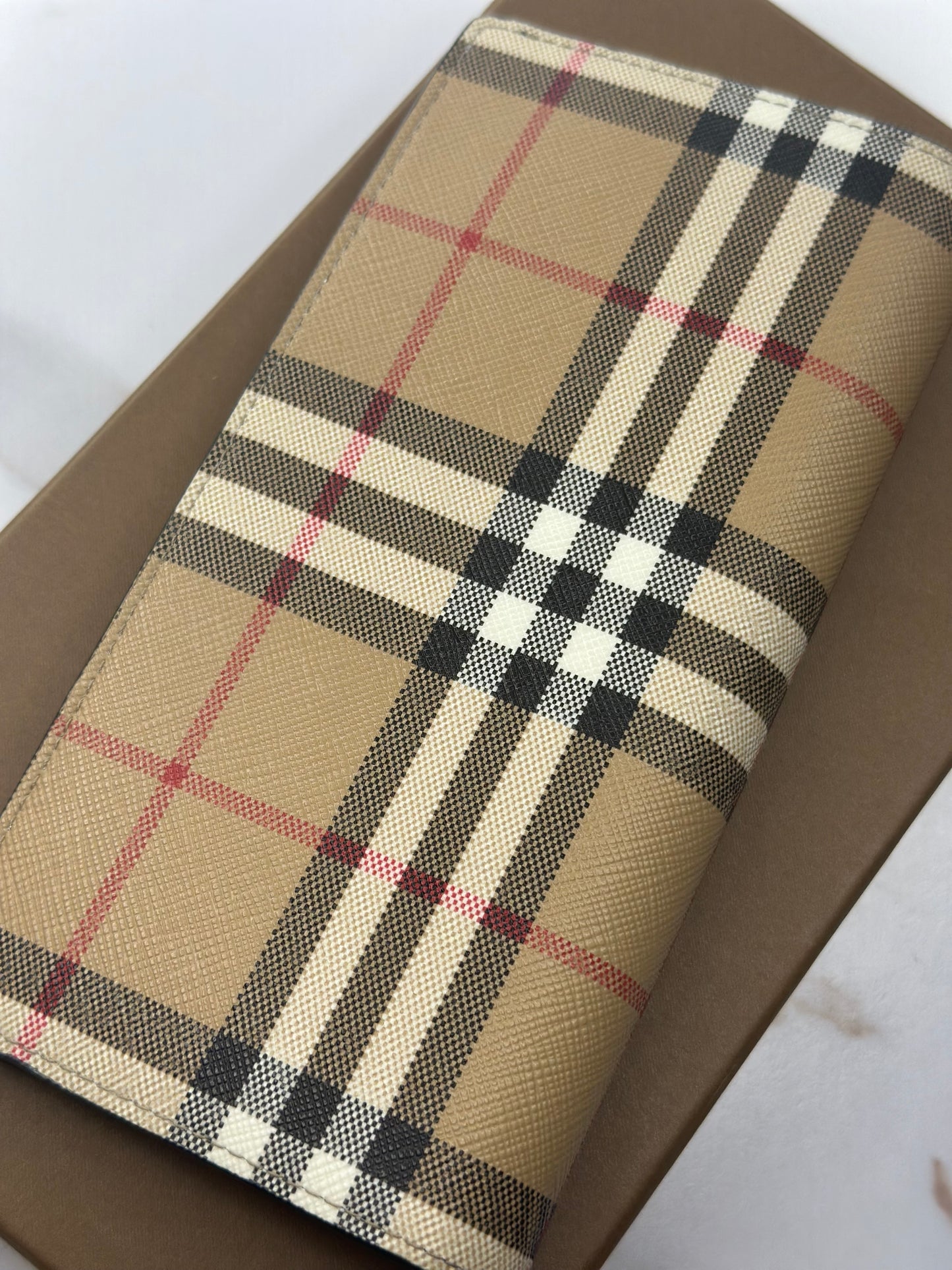 Pre-owned Burberry coated canvas Continental wallet