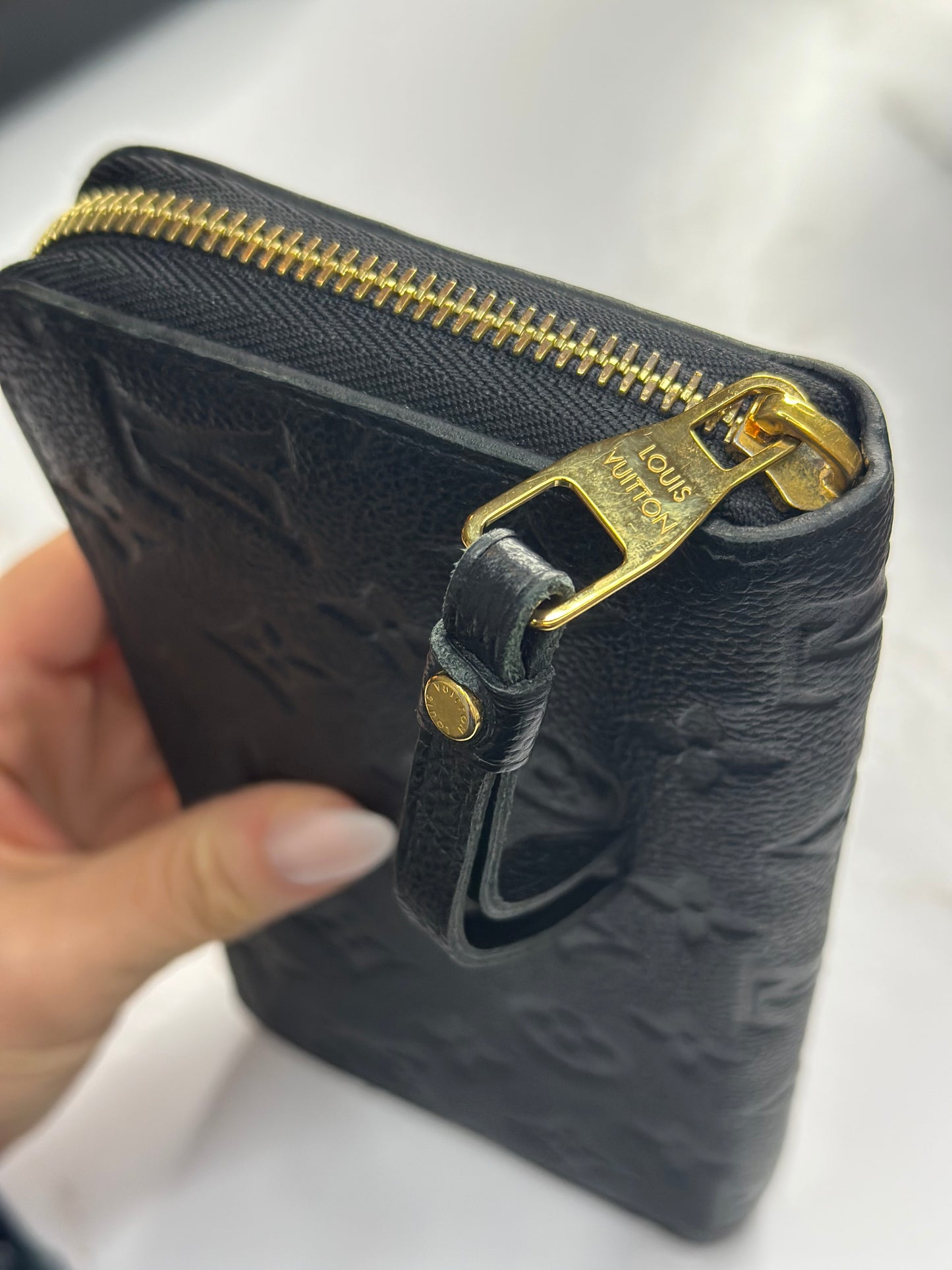 Pre-owned Louis Vuitton Noir Empriente Leather Zippy Wallet
