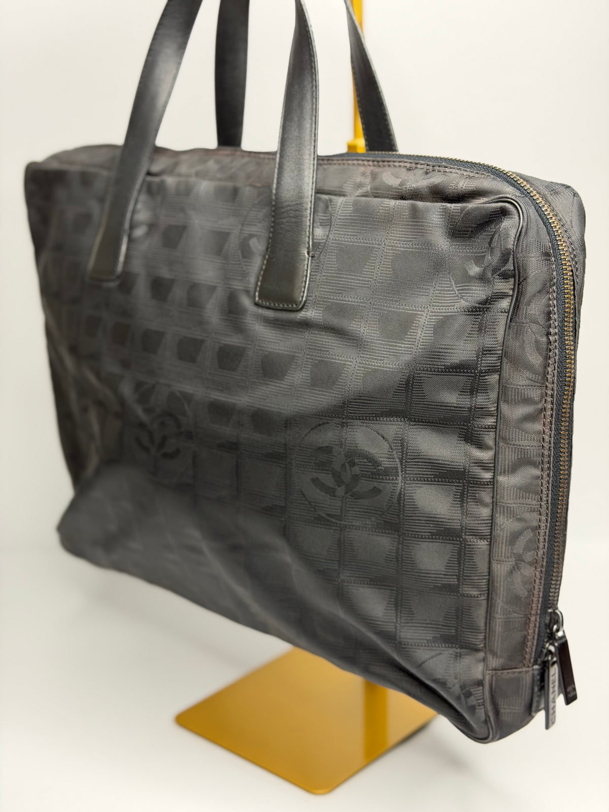 Pre-owned Chanel travel ligne nylon briefcase tote