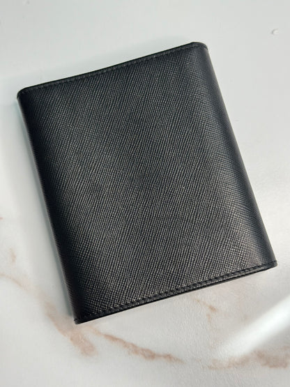 Pre-owned Prada black Saffiano leather bifold wallet