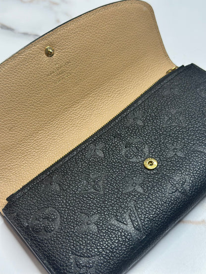 Pre-owned Louis Vuitton black Empriente leather monogram Emilie wallet