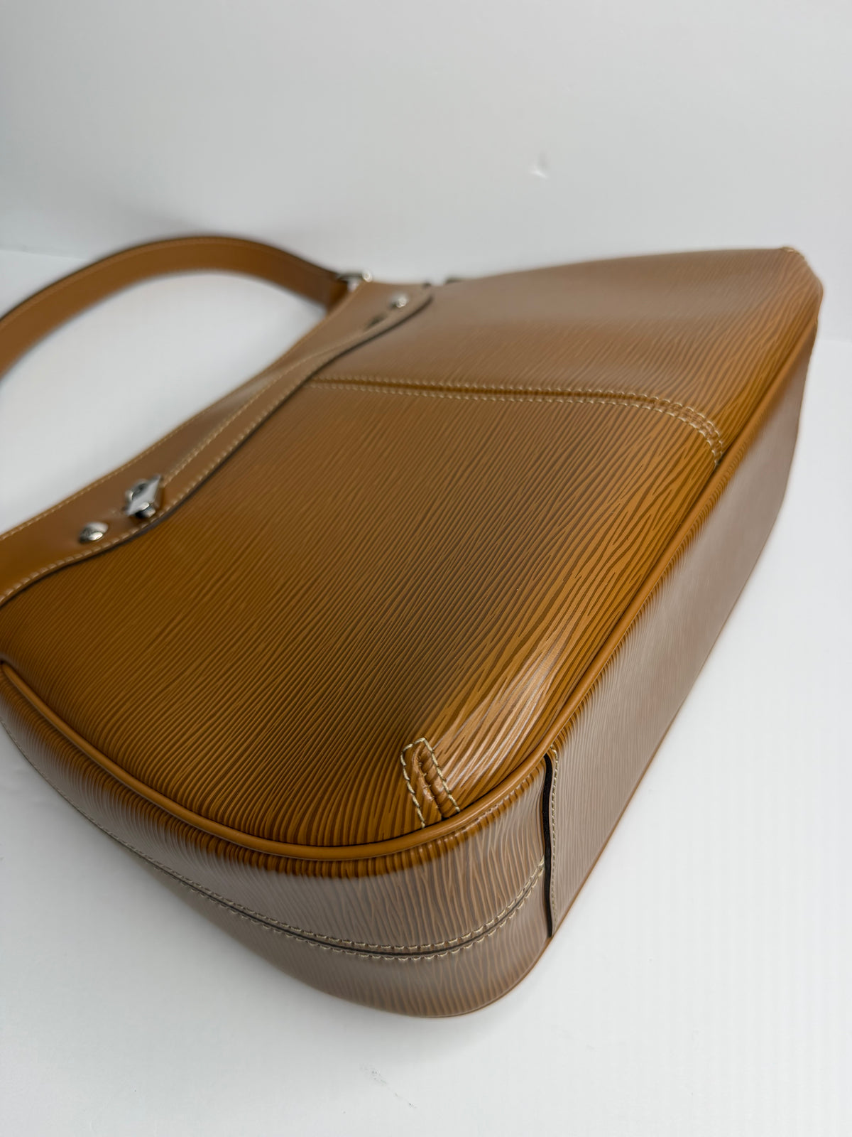 Pre-owned Louis Vuitton Epi Turenne GM Cipango shoulder bag