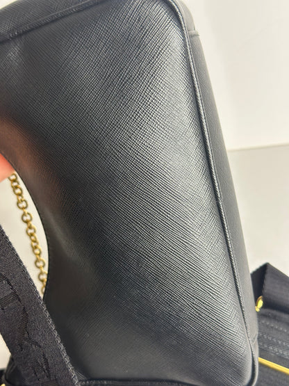 Pre-owned Prada black Saffiano leather re-edition, Crossbody