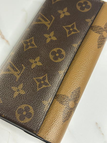 Pre-owned Louis Vuitton reverse monogram Sara wallet