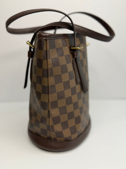 Pre-owned Louis Vuitton Damier ebene marais bucket bag