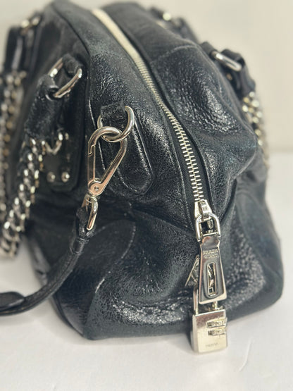 Pre-owned Prada Cervo Lux leather chain shoulder bag with a pebbled texture and silver-tone hardware