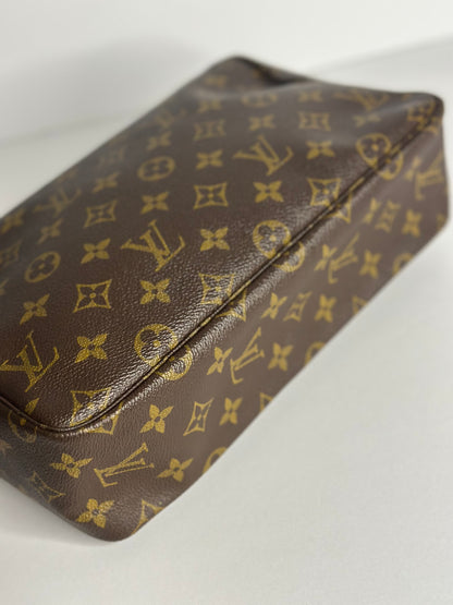 Pre-owned Louis Vuitton monogram canvas toiletry 28 pouch