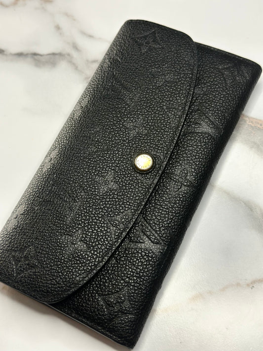 Pre-owned Louis Vuitton black Empriente leather monogram Emilie wallet