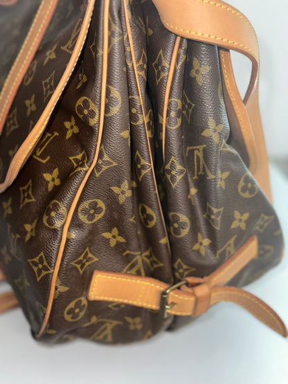 Pre-owned Louis Vuitton monogram canvas saumur 43 crossbody