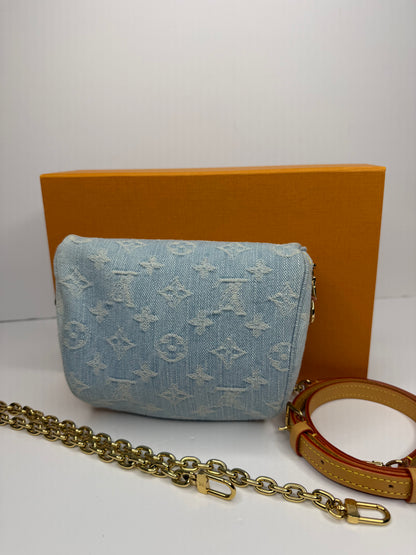 Pre-owned Louis Vuitton Limited, edition denim mini bum bag