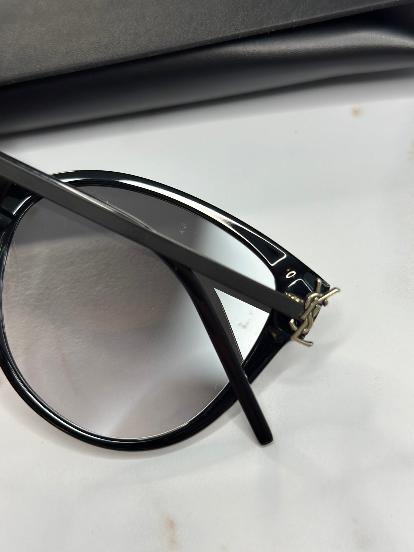 Pre-owned Saint Laurent logo, black cat eye sunglasses