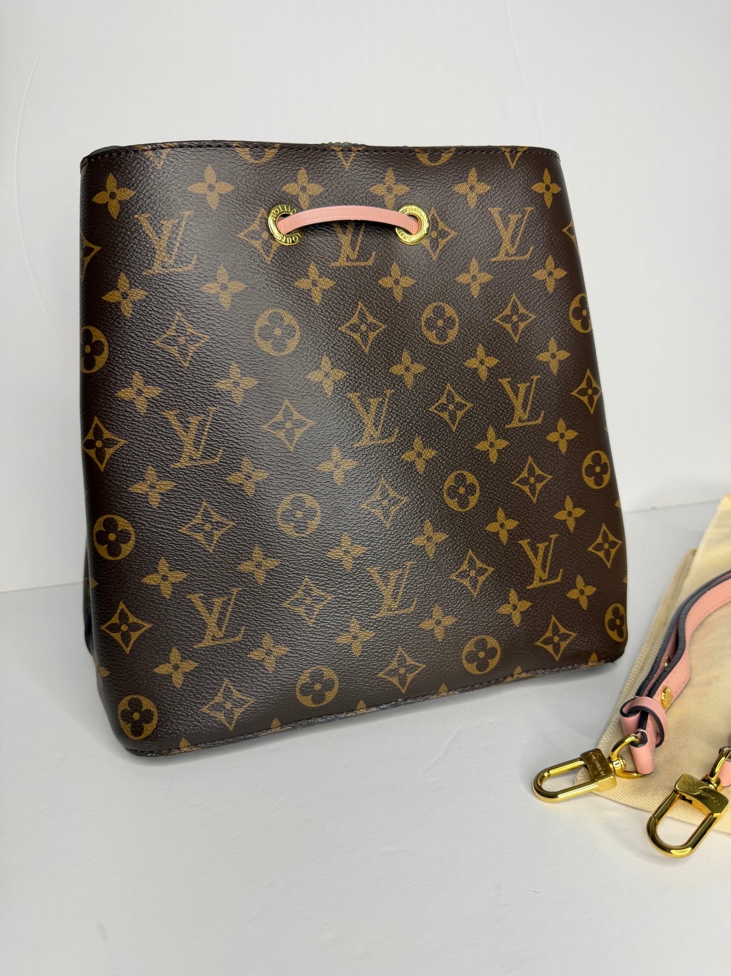 Pre-owned Louis Vuitton monogram canvas Neo Noe two way tote
