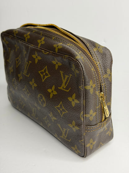 Pre-owned Louis Vuitton monogram canvas trousse 23 toiletry