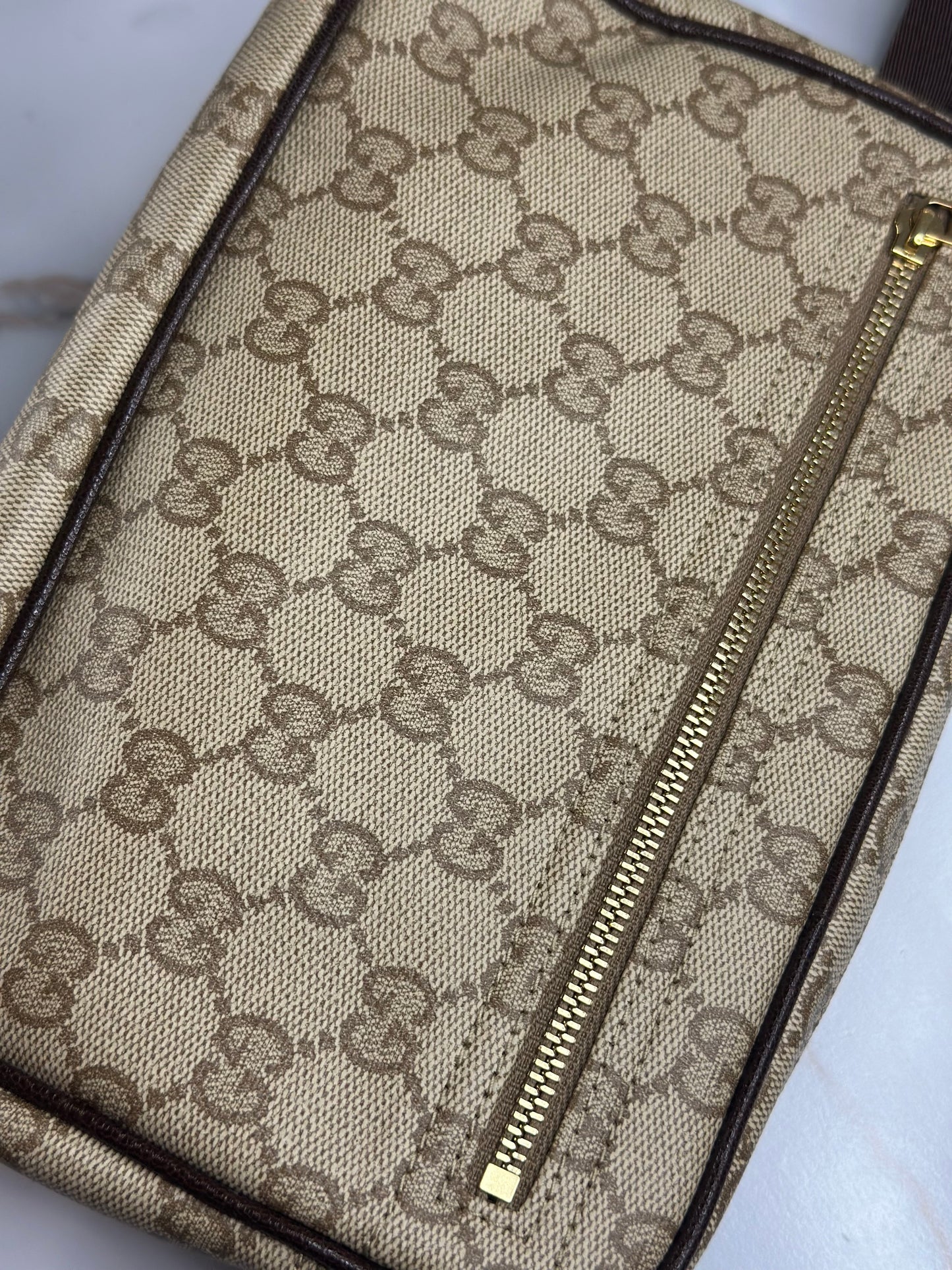 Pre-owned Gucci supreme canvas sand + dark brown mini crossbody