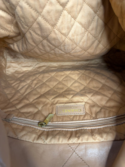 Pre-owned Chanel Caramel Calfskin Quilted 22 Hobo Bag Medium Antique Gold Hardware