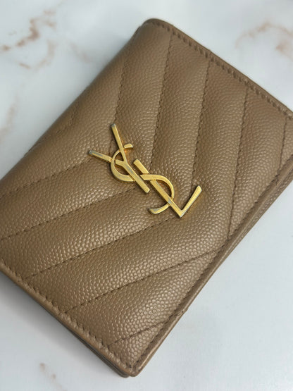 Pre-owned Saint Laurent Cassandre chevron-quilted brown grain de poudre leather wallet
