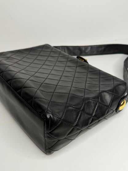 Pre-owned Chanel vintage 1992-1994 quilted lambskin shoulder bag