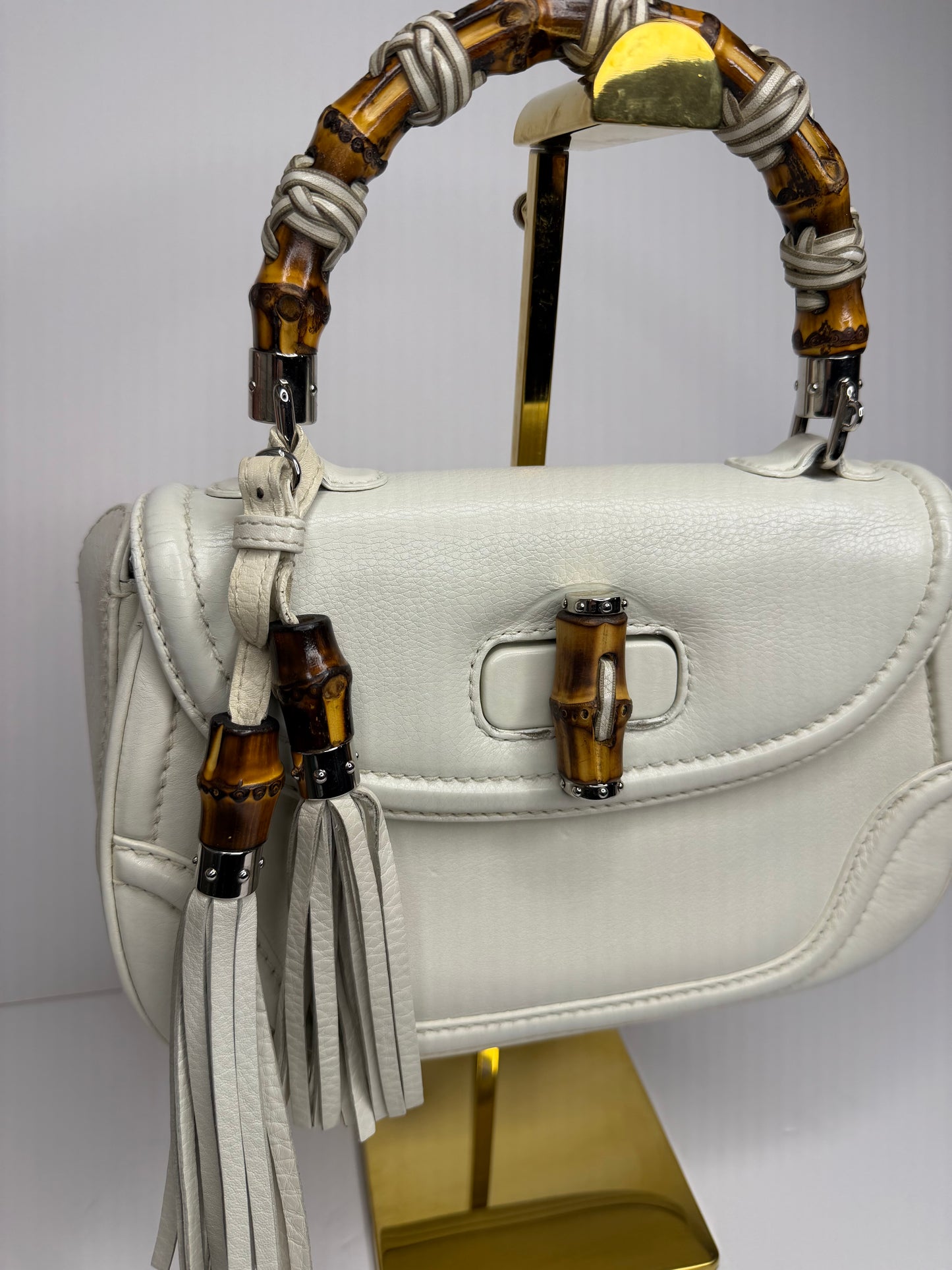 Pre-owned Gucci Bamboo Top Handle Bag Leather white leather