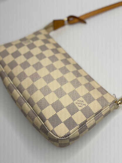 Pre-owned Louis Vuitton Damier Azur Pochette accessories