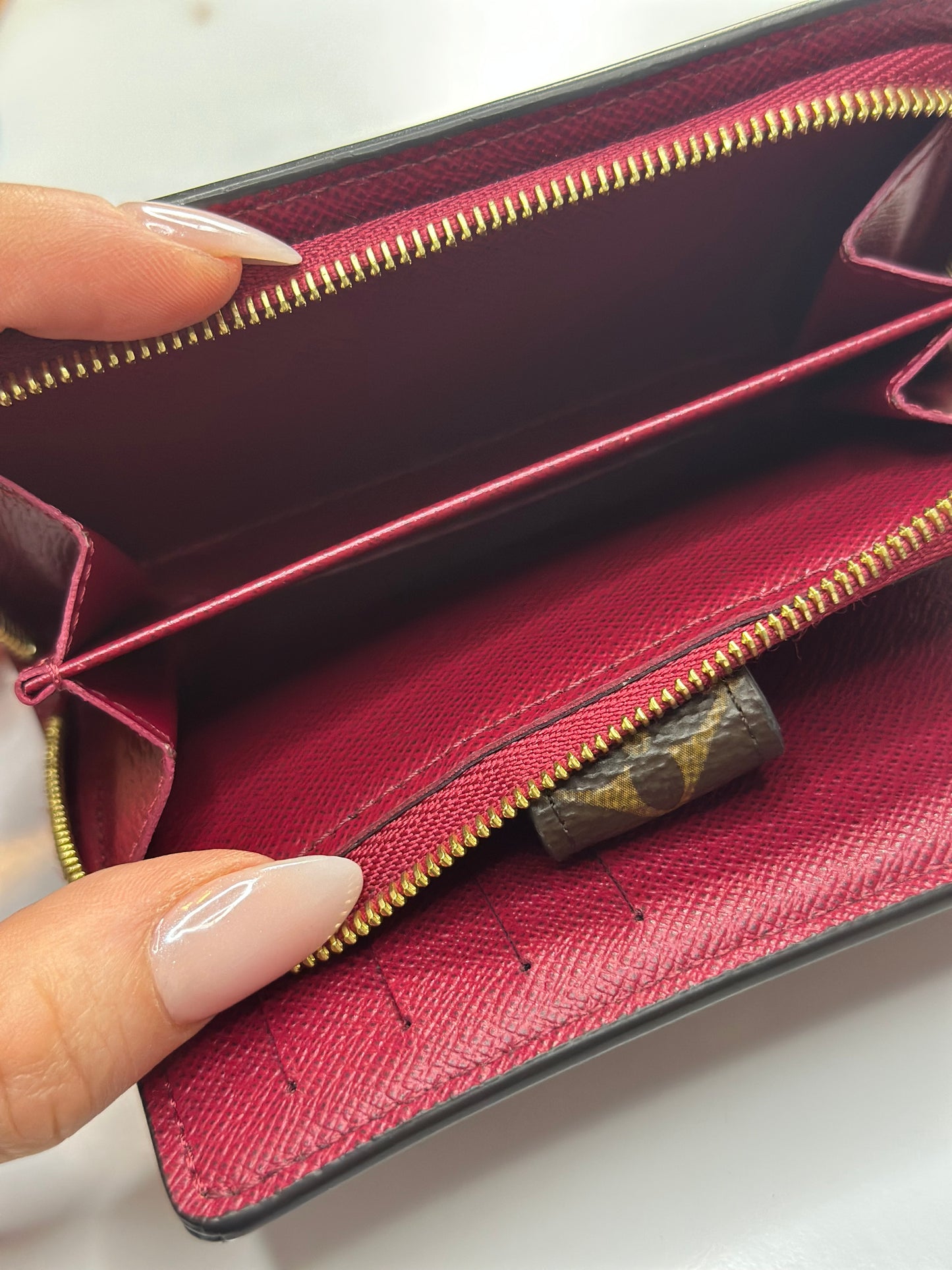 Pre-owned Louis Vuitton monogram canvas Juliette, compact wallet