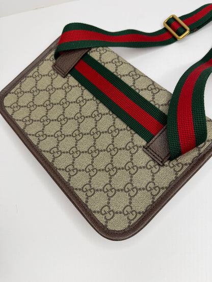 Pre-owned Gucci Neo Vintage GG Supreme canvas belt bag