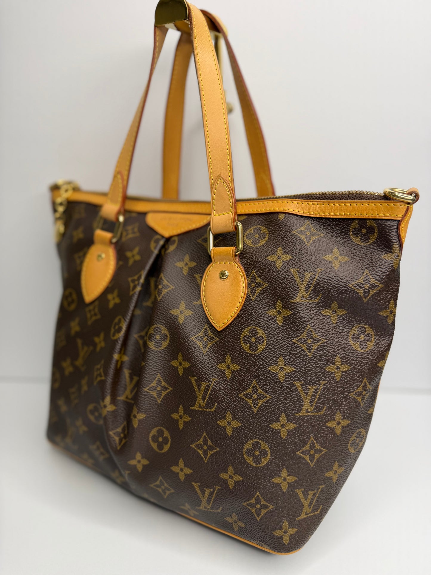 Pre-owned Louis Vuitton Monogram Palermo tote